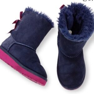 UGG Bailey Bow Boots - Navy and Pink in Size 6